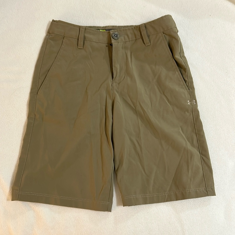 Boys Underarmour golf shorts